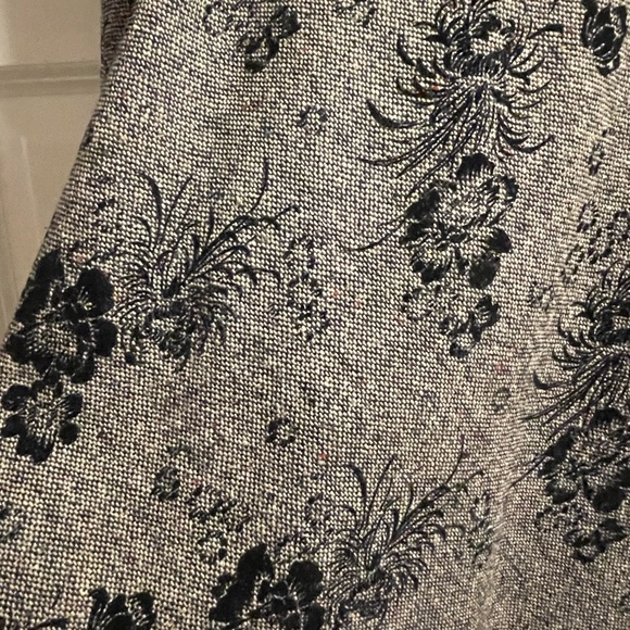 Provence D’amour Floral Black Skirt - Picture 2 of 3